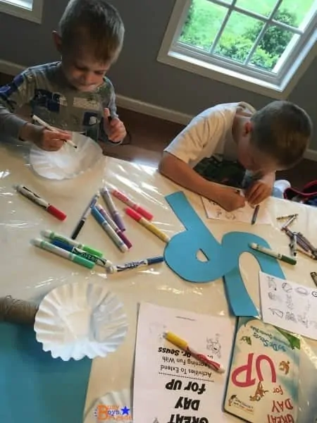 Two fun activities for Great Day for Up by Dr. Seuss. DIY collage and hot air balloon craft.