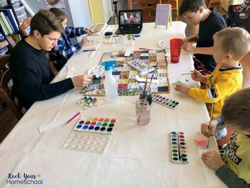 You can enjoy homeschool art classes with your kids with this affordable & fun resource.