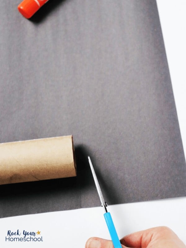 Get step-by-step instructions on how to easily make this Magic Microphone to enjoy fun things to do at home with kids.