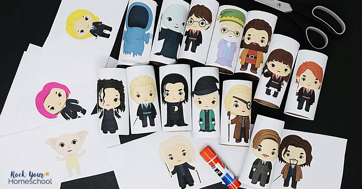 These free Harry Potter Toilet Paper Roll Figures are awesome ways to make this magical series come to life.