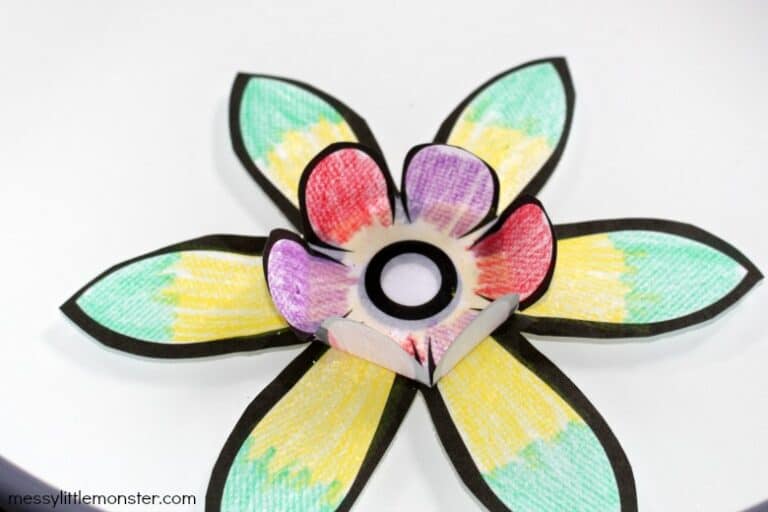 Example of magic blooming paper flower craft.
