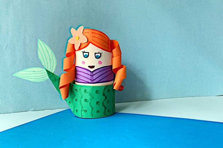 Example of toilet paper tube mermaid craft.