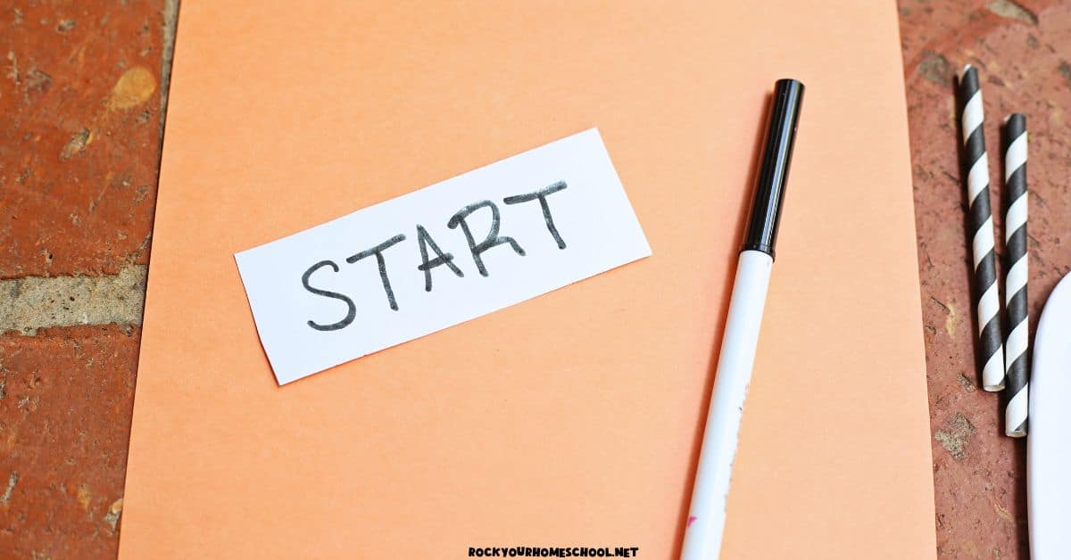 Marker and paper straw cut in half with START sign.