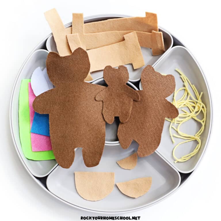Activity tray with felt pieces and yarn for Goldilocks and the Three Bears.