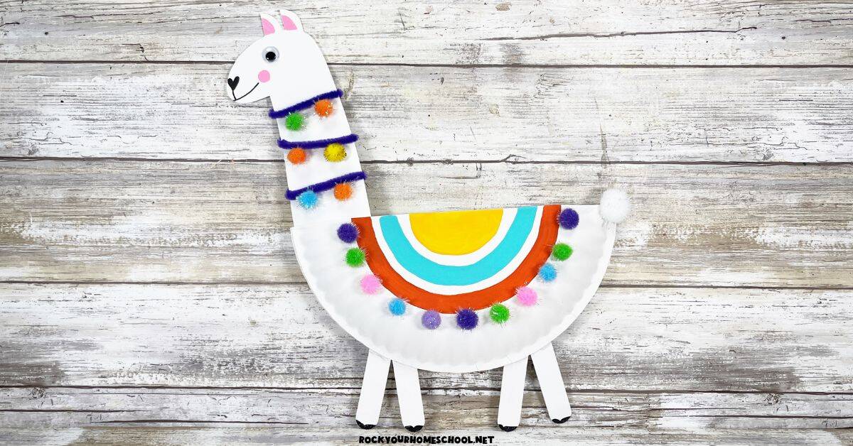 Example of cute and easy paper plate llama craft for kids.